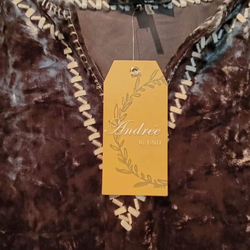 Tunic - Picture 4 of 6
